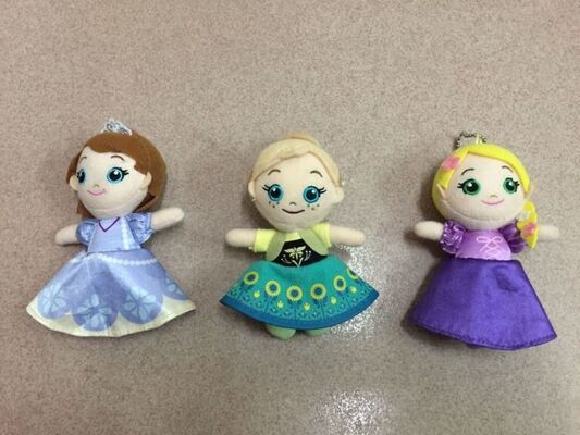 4 inch Lovely Frozen Plush Keychain Stuffed Toys Red Blue Yellow
